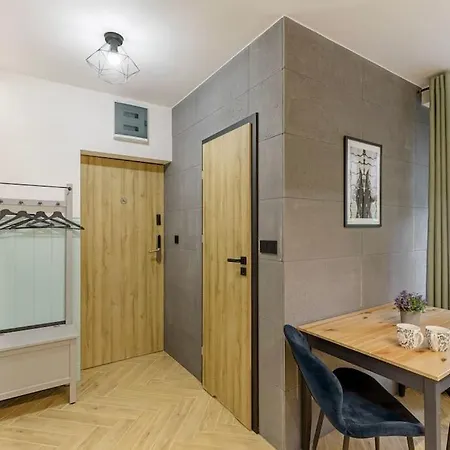 Jan's Urban Retreat Apartment Wroclaw